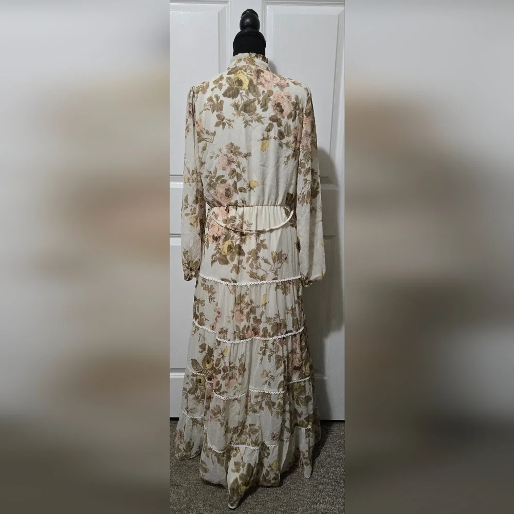 1 State Floral Maxi Dress - Picture 2 of 6